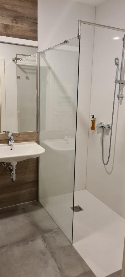 Aparthotel Czarna Gora 213 سيينا المظهر الخارجي الصورة