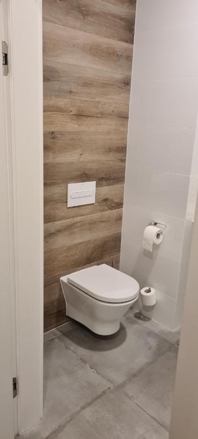 Aparthotel Czarna Gora 213 سيينا المظهر الخارجي الصورة